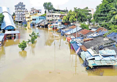 Heavy Rainfall in Telangana and Andhra Pradesh: 140 Trains Cancelled, NDRF Deployed, IMD Issues Red Alert