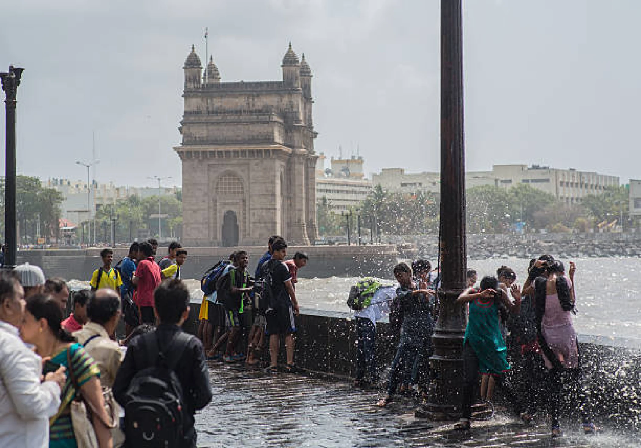 Mumbai Rains: 4 Dead in Rain-Related Accidents as City Struggles with Heavy Downpour and Flooding