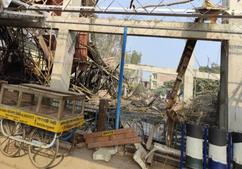 Ceiling Collapse at Kannauj Railway Station: Several Feared Trapped, Rescue Operations Underway