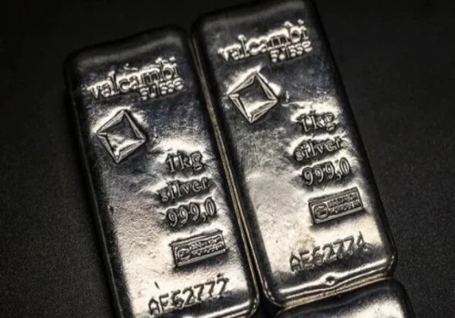 Swiggy Instamart to Deliver 1 gm Gold and 1 kg Silver on Dhanteras