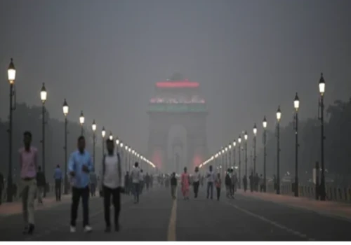 Delhi Air Quality Remains 'Very Poor', May Turn 'Severe' Today
