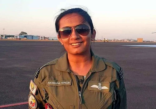 Mohana Singh Becomes First Woman Fighter Pilot in IAF's LCA Tejas Fleet